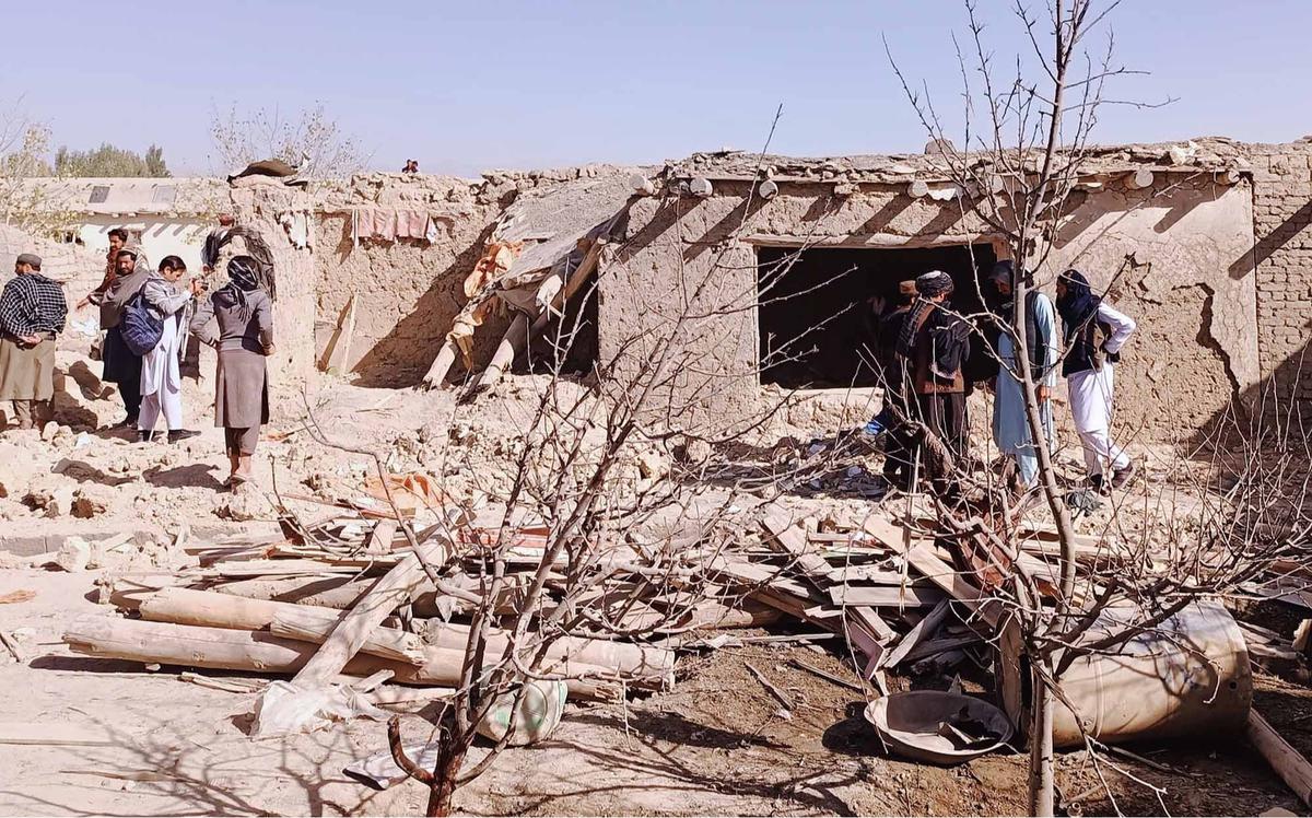 FOTO: Duka di Perbatasan, Serangan Udara Pakistan Renggut 10 Nyawa di Afghanistan