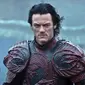 Dracula Untold akan membuka sebuah dunia baru untuk film-film bertema monster legenda seperti halnya superhero Marvel dalam The Avengers.