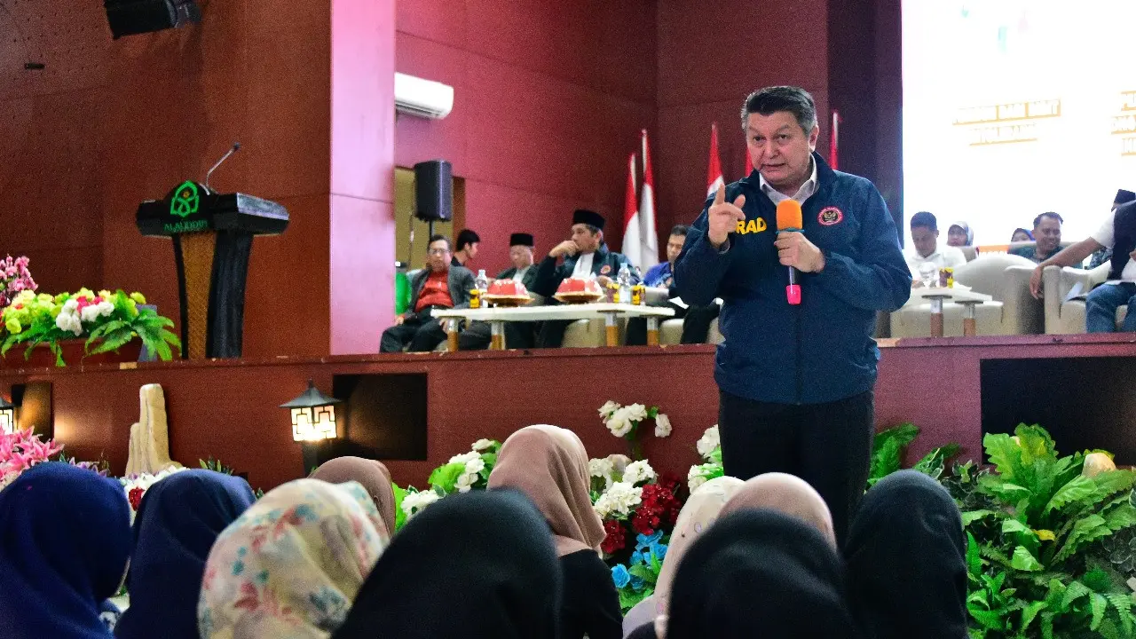 Kepala BNPT RI Komjen Pol Mohammed Rycko Amelza Dahniel menghadiri acara Pembekalan Mahasiswa KKN Reguler Universitas Islam Negeri (UIN) Alauddin Makassar Angkatan ke-74 Tahun 2024 di Kampus UIN Alauddin Makassar.