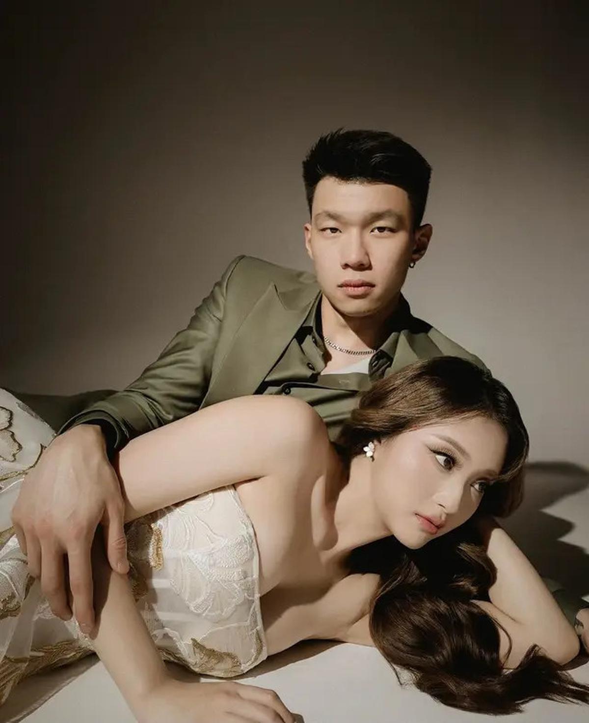 7 Potret Onic Vior yang Lagi Viral, Foto Bareng Kekasih Jadi Sorotan