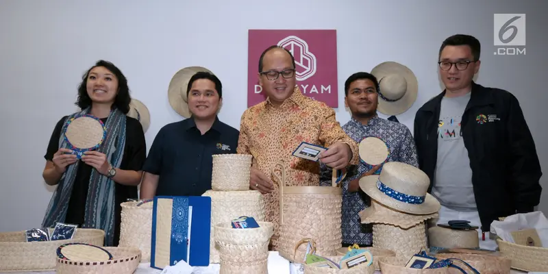 Ketua Inasgoc Perkenalkan Produk UMKM Berlisensi Asian Games 2018