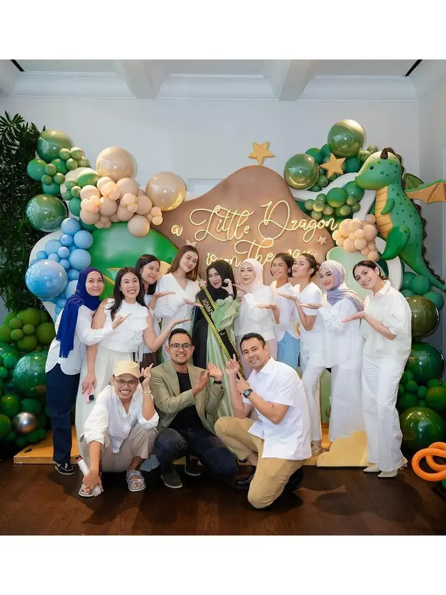 6 Potret Artis Beri Kejutan Baby Shower Shandy Purnamasari, Berlangsung Seru