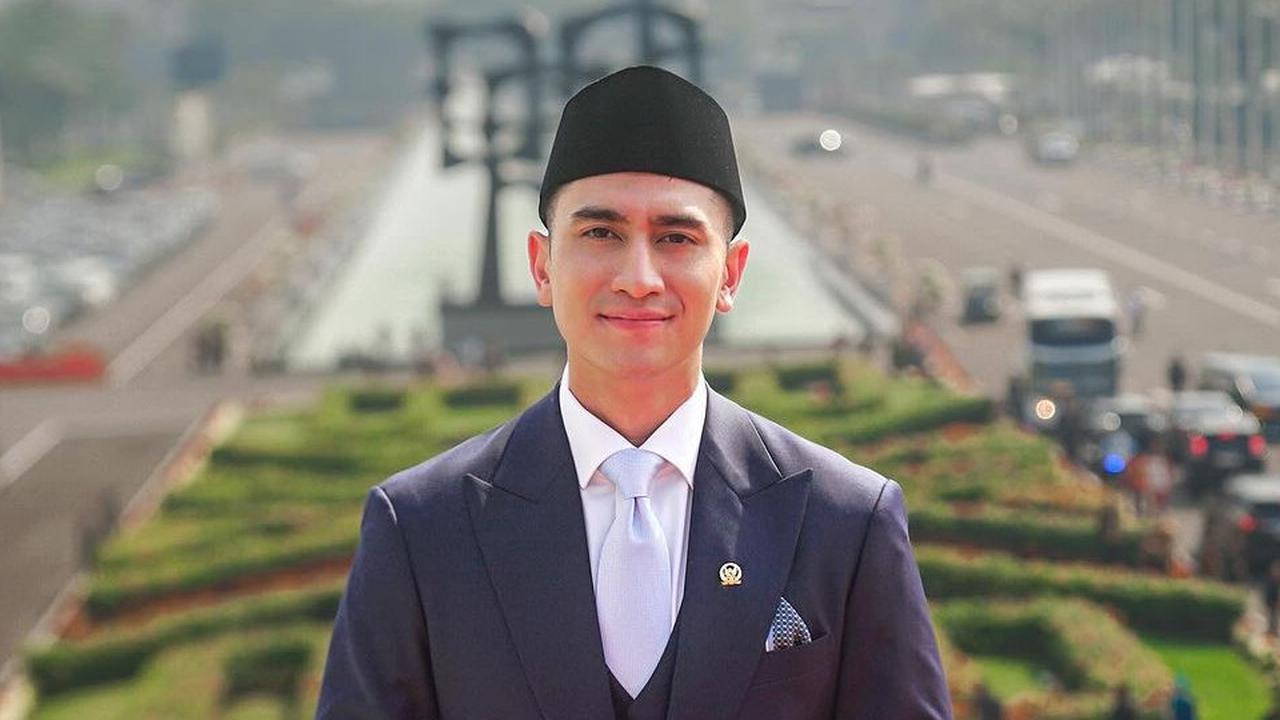 Public Speaking Verrell Bramasta di Forum internasional Kembali Curi Perhatian, Definisi Tampan dan Brilian
