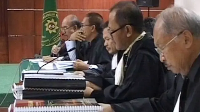 [VIDEO] Kuasa Hukum LHI: Tuntutan Harus Batal Demi Hukum