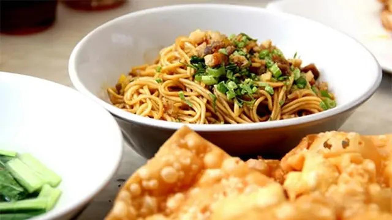 Mie Ayam Yamin, Manis atau Asin, Kenali Sejarah dan Asal-usulnya
