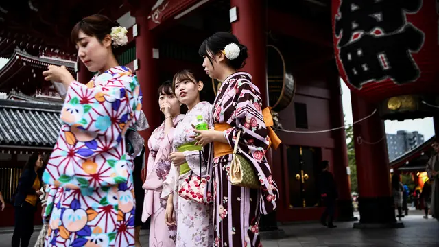 Kimono di Kuil Sensoji