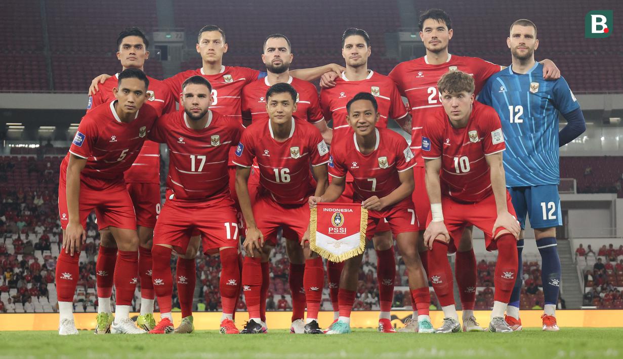 Skuad Timnas Indonesia berfoto jelang laga kontra Saint Kitts and Nevis pada FIFA Series 2026 di Stadion Gelora Bung Karno (SUGBK), Jumat (27/3/2026) malam WIB. (Bola.com/Abdul Aziz)
