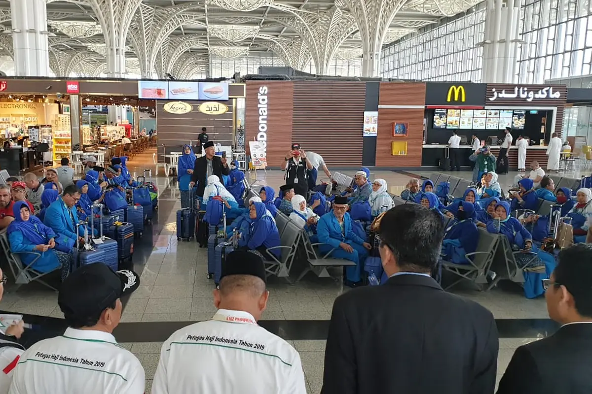 Jemaah Haji Khusus Tiba di Madinah. Denny/MCH