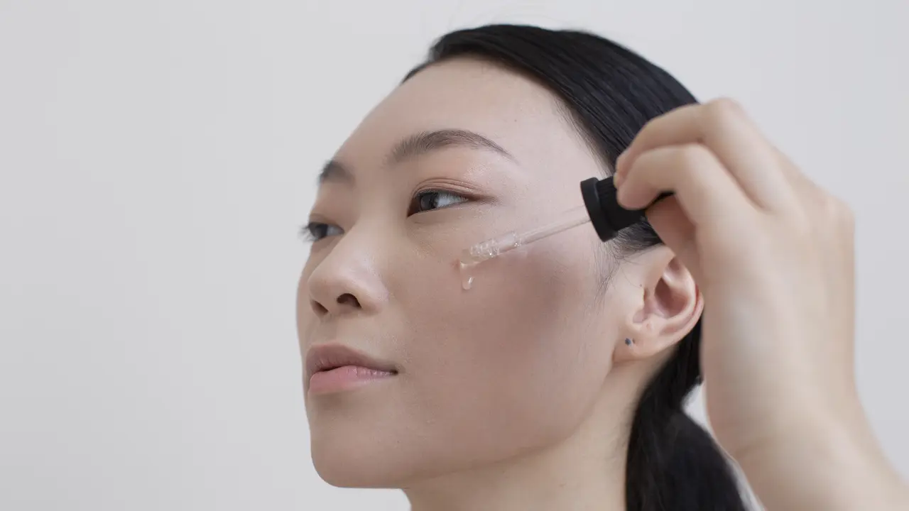 Tutorial One Layer Makeup Korea (photo by freepik.com)