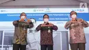 Direktur Utama PT Bank Tabungan Negara (Persero) Tbk. Haru Koesmahargyo, Komisioner Badan Pengelola Tapera Adi Setianto, dan Dirut Perumnas Budi Saddewa Soediro saat salam usai  Nota Kesepahaman Proyek Inisiasi Penyaluran Pembiayaan Tapera di Jakarta, Kamis (20/5/2021). (Liputan6.com/HO/BTN)