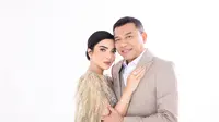Anang Hermansyah dan Ashanty saat menjadi Brand Ambassador salah satu brand. (IST)