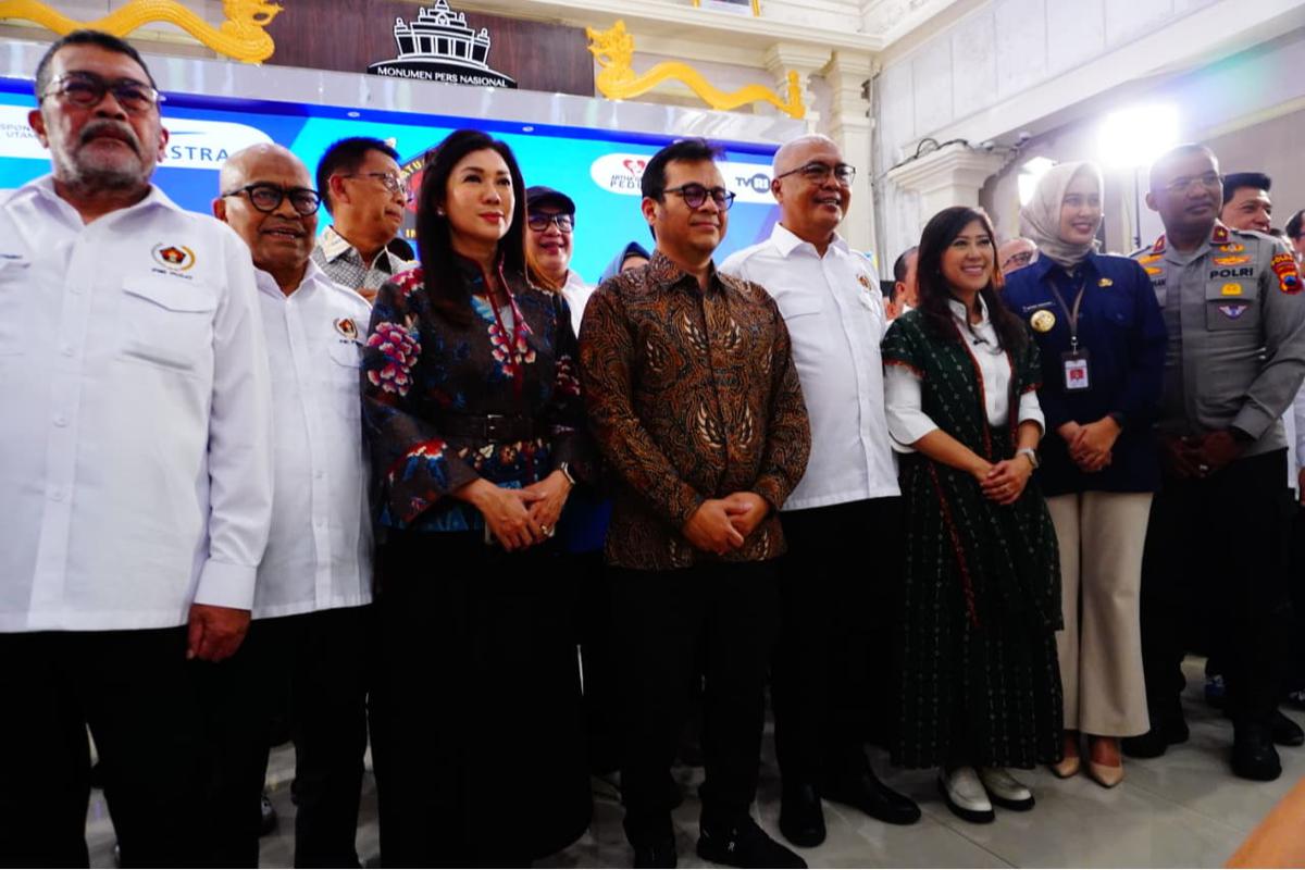 Menkomdigi di Acara Pengukuhan Pengurus PWI Periode 2025-2030 di Monumen Pers Solo
