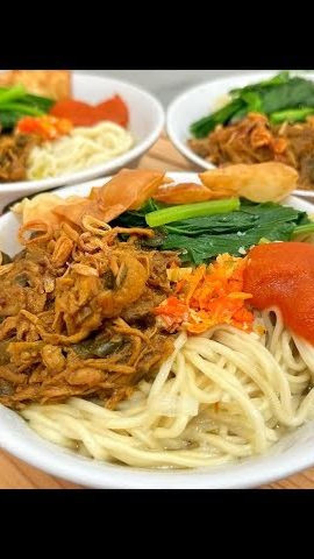 2. Resep Mie Ayam ala Abang Jualan Ika Mardatillah