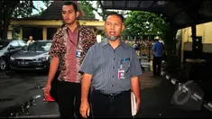 Komisioner nonaktif KPK, Bambang Widjojanto bakal segera menjalani sidang. Bambang ditetapkan polisi sebagai tersangka kasus mengarahkan saksi untuk memberikan keterangan palsu dalam sidang sengketa Pilkada Kotawaringin Barat, Kalimantan Tengah di Mahkama
