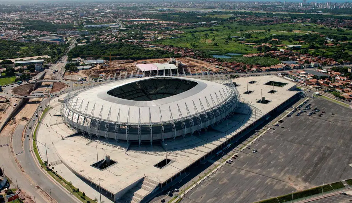 Estadio Castelao di Fortaleza, Kapasitas 64.846 orang (REUTERS / Davi Pinheiro) 