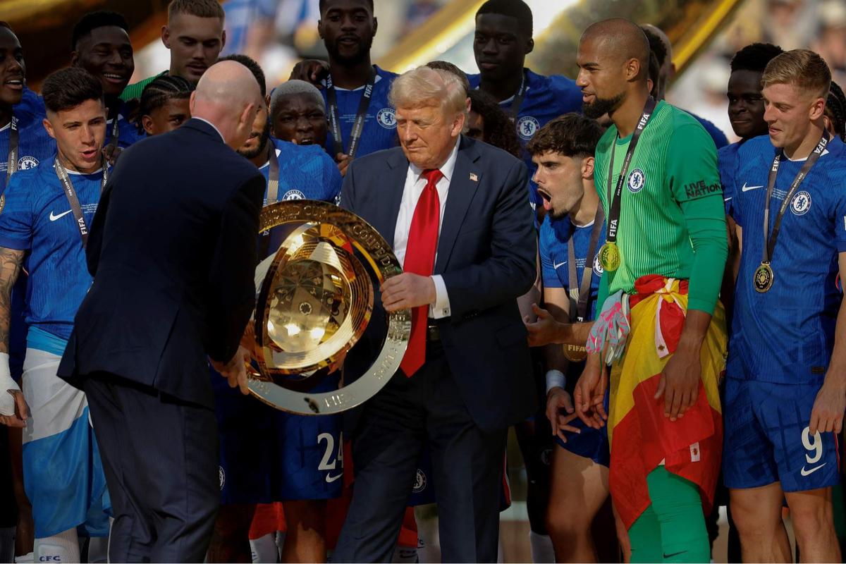 Momen Donald Trump Ikut Selebrasi Juara Piala Dunia Antarklub, Bikin Pemain Chelsea Bingung