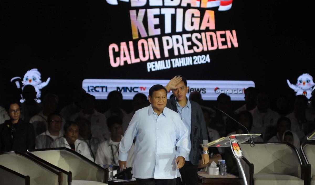 "Pemilih yang merasa dari NU, terafiliasi dengan NU itu tren ke Prabowo-Gibran naik, dari 40,7 persen semakin menguat ke 48,2 persen,"&nbsp;