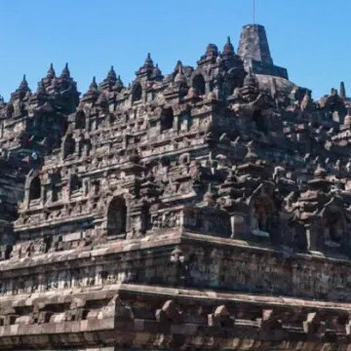 Viral Candi Borobudur Dipasang Eskalator, Menteri PU Buka Suara