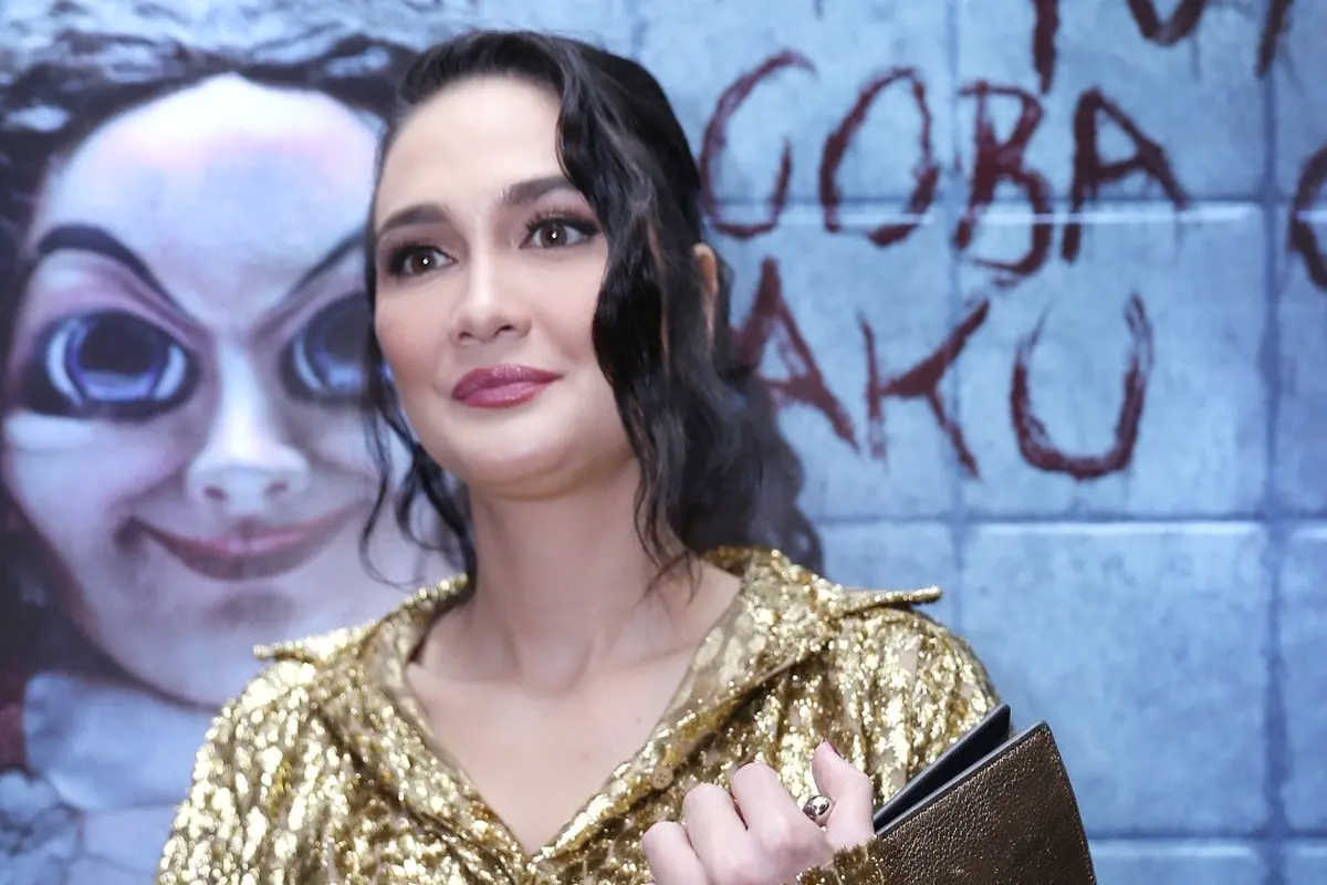 [Bintang] Luna Maya