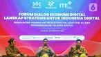 Syarif Hidayatullah dari ITF, Digital Government Principal Think Policy, Prasetya Dwicahya dan Ketua Bidang Hubungan Pemerintah Asosiasi Video Streaming Indonesia (AVISI), Hafil Naufal Rahman (dari ke kanan) saat Forum Dialog Ekonomi Digital Lanskap Strategis untuk Indonesia Digital di Jakarta, Senin (24/2/2025). (Liputan6.com/Angga Yuniar)