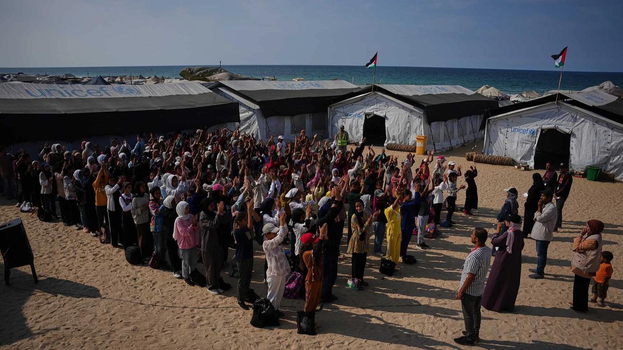 FOTO: Keceriaan Anak-Anak Gaza Bersekolah di Kelas Darurat
