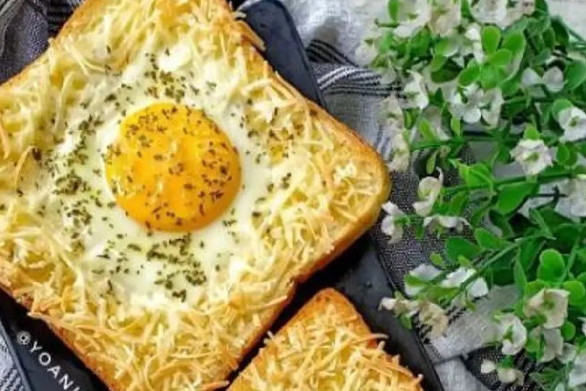 Roti panggang telur keju