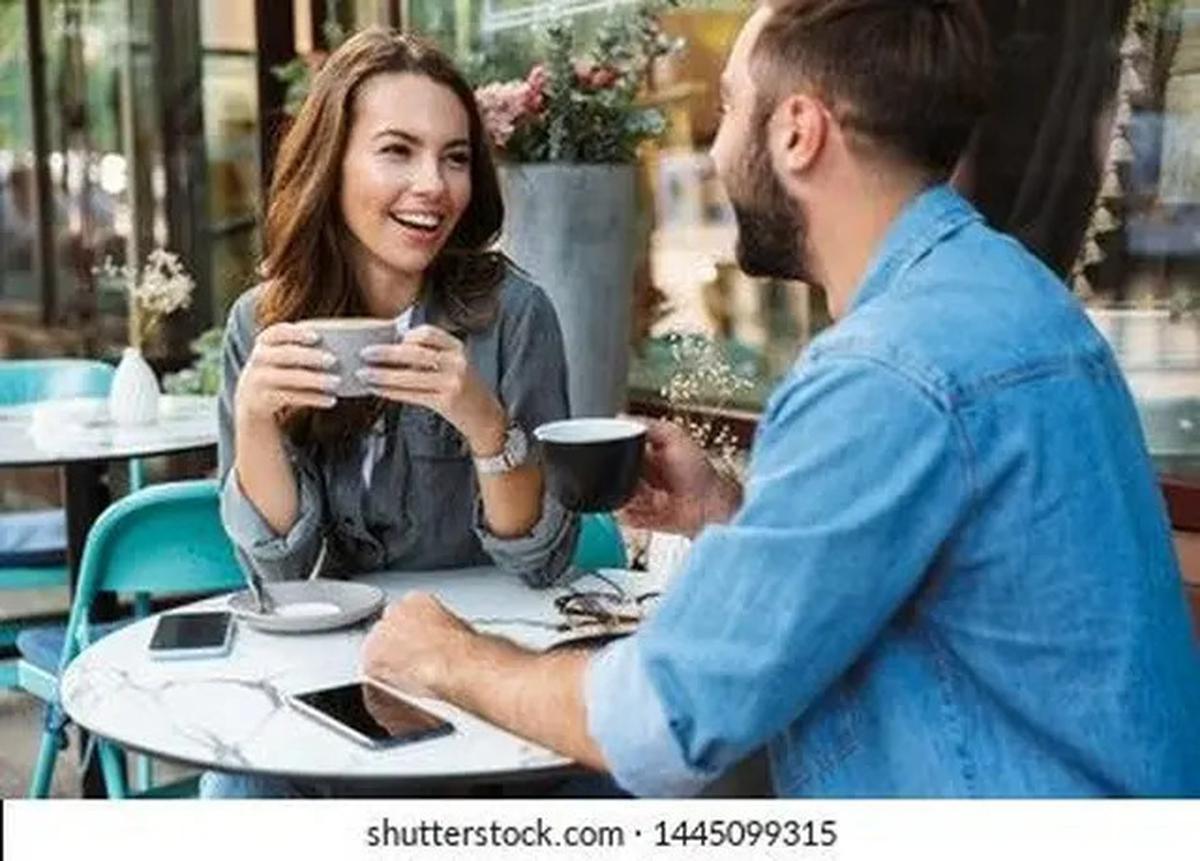 5 Sikap Perempuan Penyayang yang Membuat Pria Terpesona