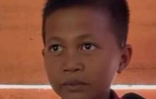Nestapa Iyyang Bocah SD Jalan Kaki 2 Km Jualan Es, Diberi Upah Rp 2 Ribu hingga Bangunan Sekolahnya Miris