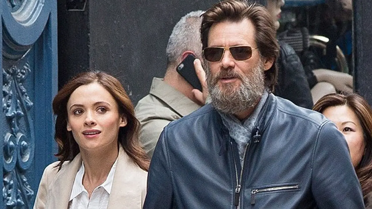Jim Carrey dan Cathriona White 