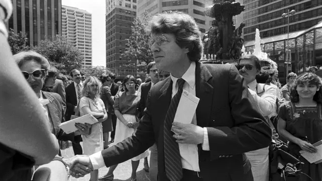 Jerry Springer pada 1982. (AP Photo, File)