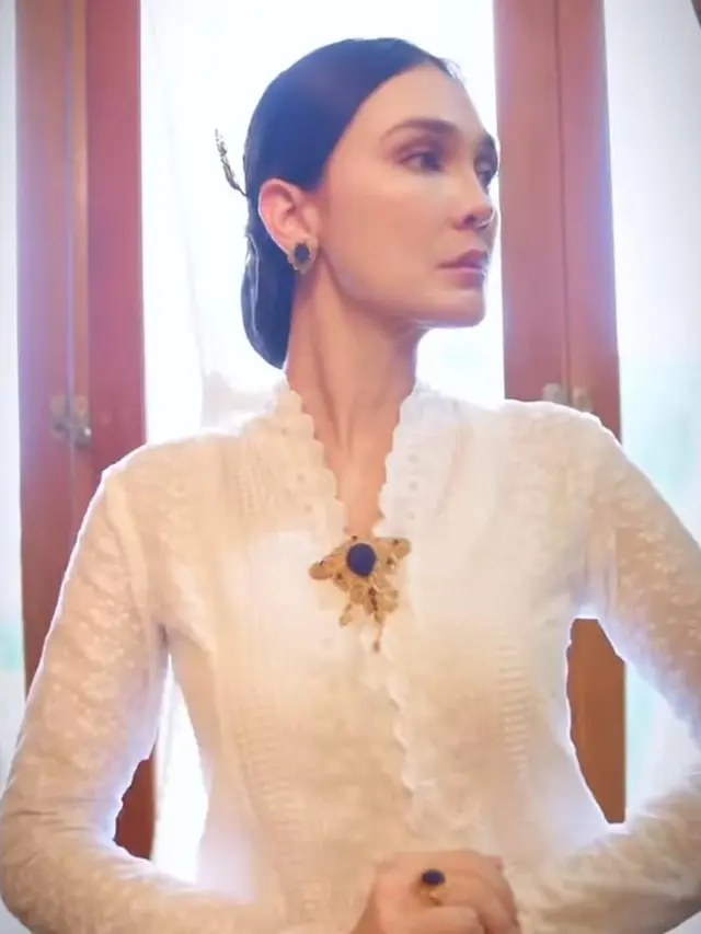 Luna Maya (Instagram/lunamaya)