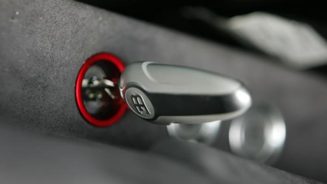 Kunci Mobil Bugatti Veyron