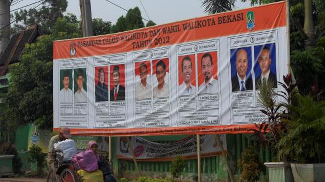 Spanduk Pilkada Bekasi dipublikasikan