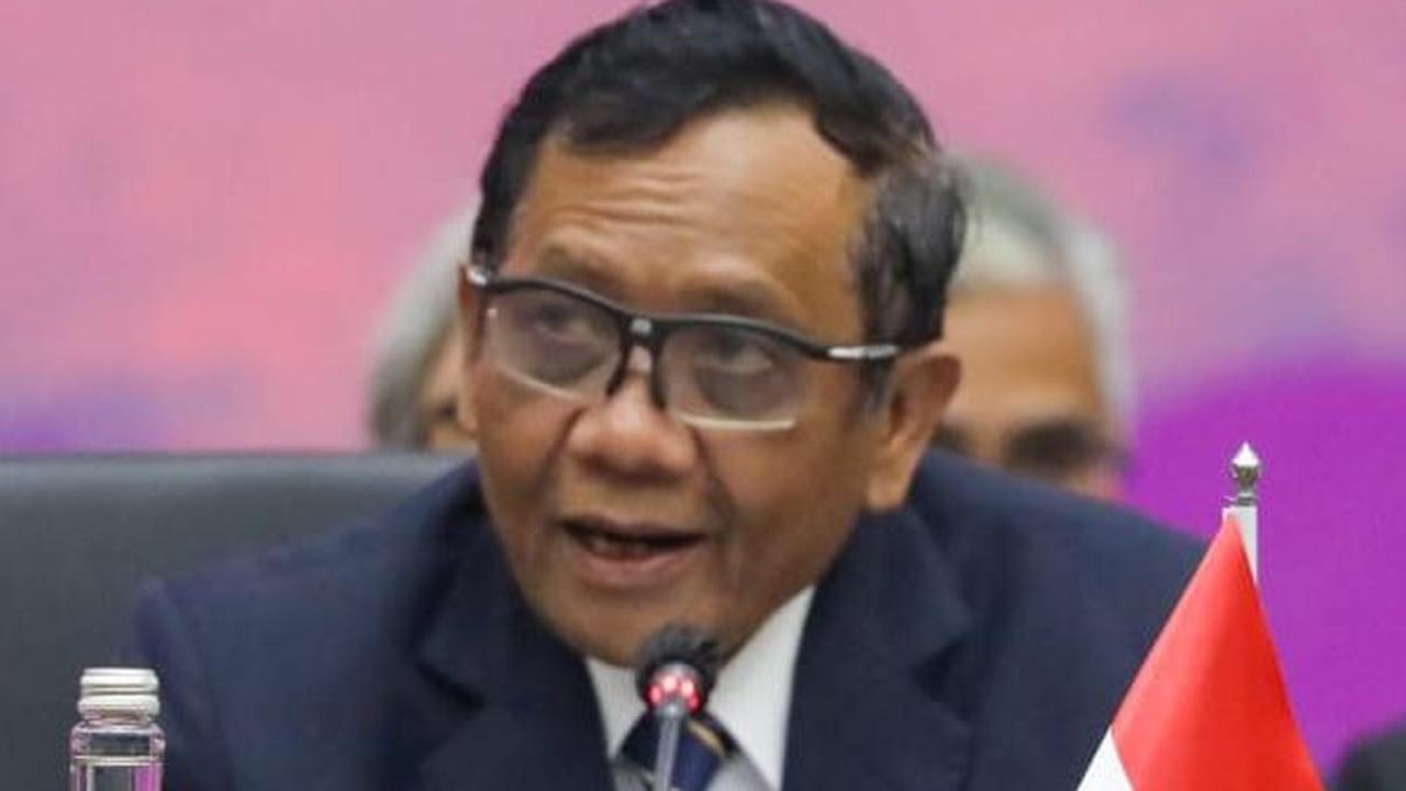 MK Soal Gugatan Batas Usia Capres-Cawapres: MK Tak Bisa Batalkan Undang-Undang Tak Dilarang Konstitusi