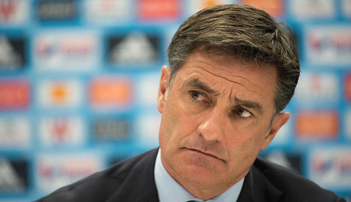 4. Michel, mantan pemain Real Madrid yang saat ini menukangi klub Prancis, Marseille. Dirinya pernah sukses bersama Olympiacos dengan meraih gelar liga sebanyak empat kali. (AFP/Bertrand Langlois) 