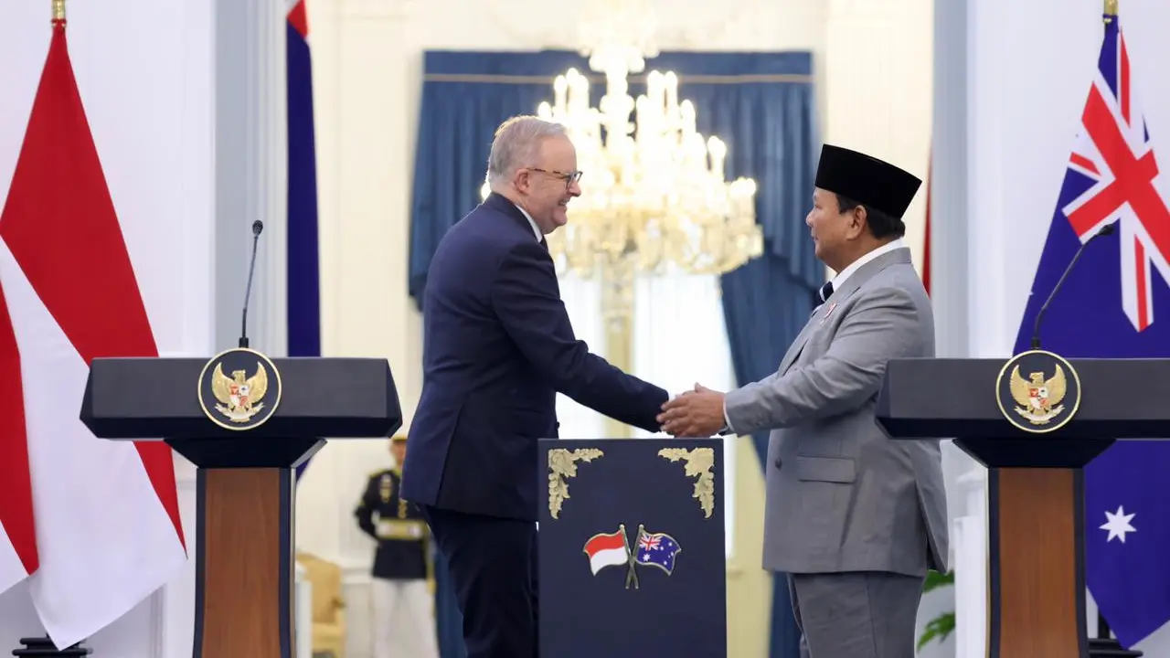 Presiden Prabowo Subianto menjajaki penguatan kerja sama di berbagai bidang bersama Perdana Menteri Australia Anthony Albanese di Istana Merdeka, Jakarta, Jumat (6/2/2025).