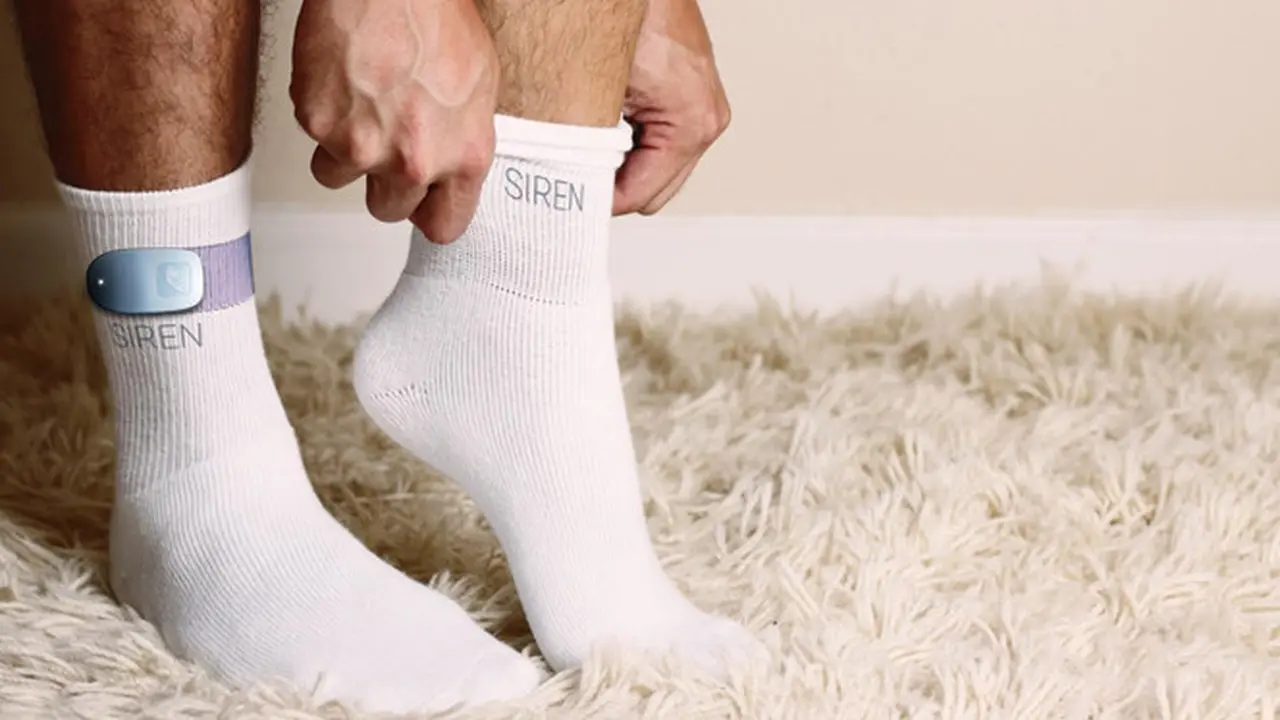 Siren, kaus kaki pintar untuk pantau diabetes.