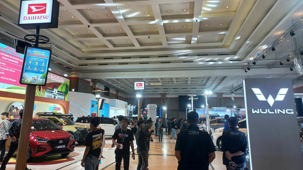 GIIAS Bandung 2024 Resmi Dibuka! Harga Tiket Mulai Rp 15 Ribuan