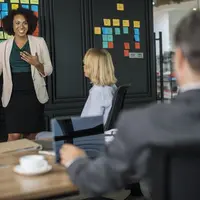 Ilustrasi bekerja. Sumber foto: unsplash.com/rawpixel.