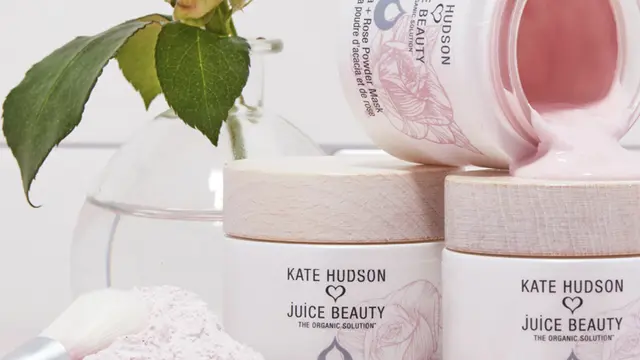 Kate Hudson & Juice Beauty Revitalizing Acacia + Rose Powder Mask