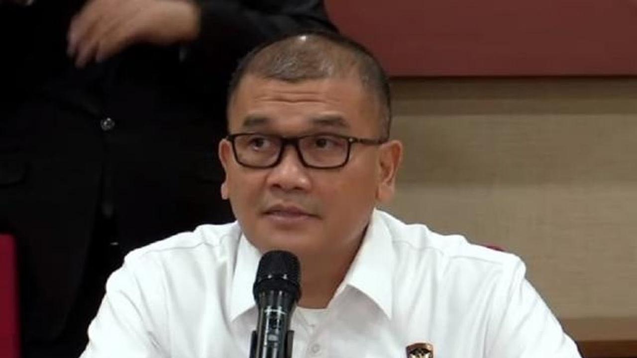 Jejak Kapolda Sulbar Irjen Totok Suharyanto Tangani Dua Kasus Besar