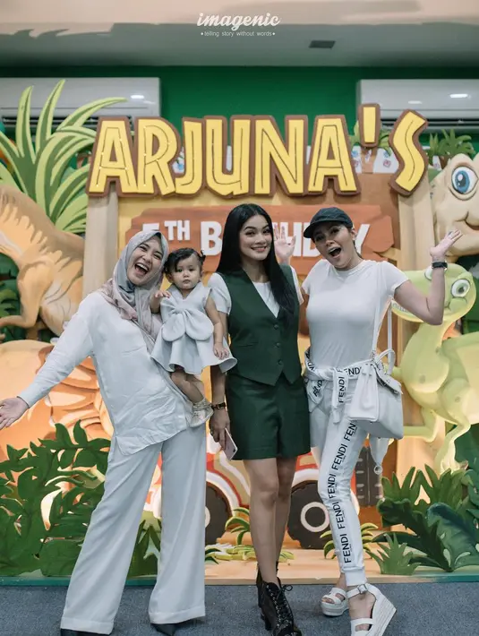 Titi Kamal dan Christian Sugiono