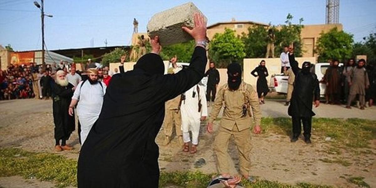 ISIS eksekusi warga pakai balok beton