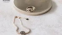 Xuping Jewelry menawarkan perhiasan anti iritasi dan anti alergi