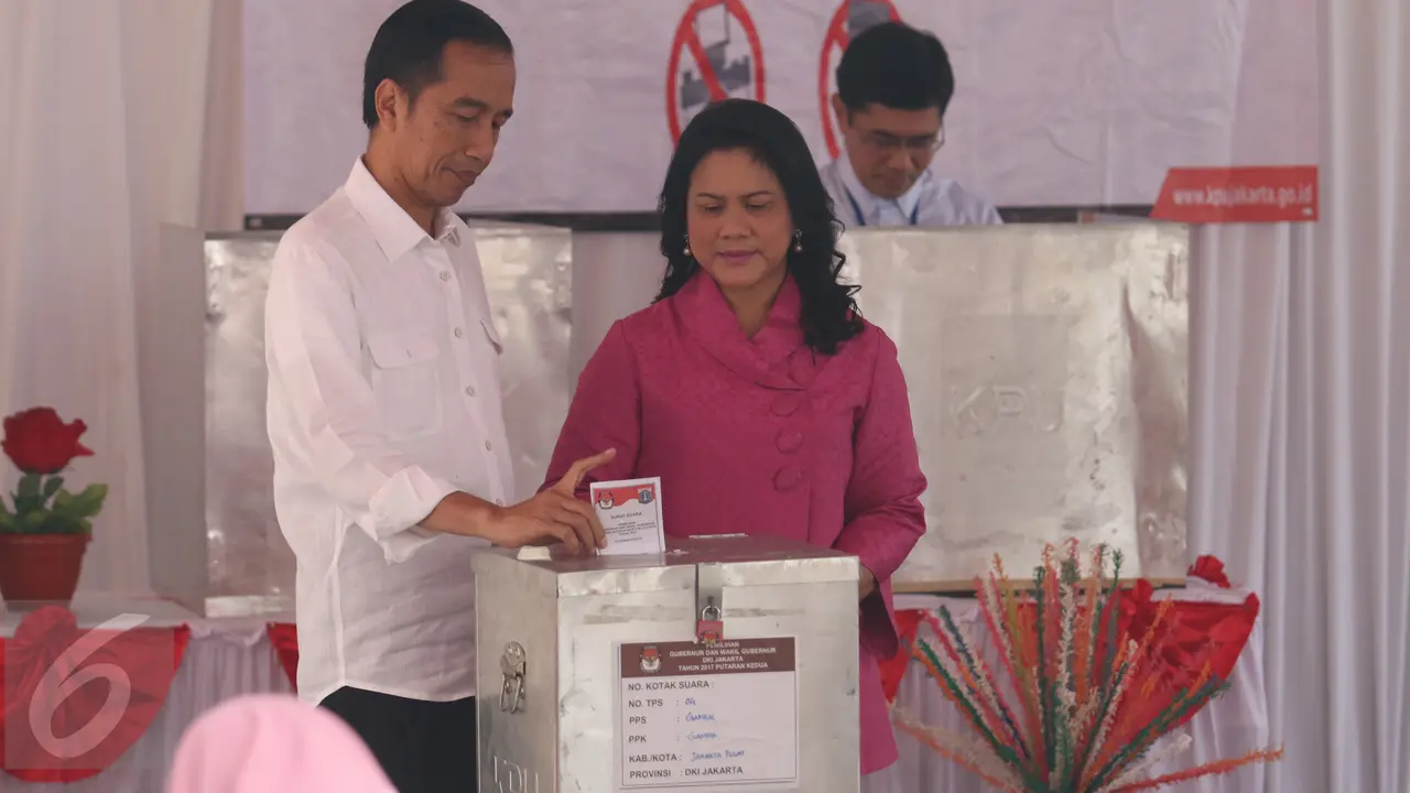 20170419-Jokowi dan Iriana Nyoblos di TPS 04-Angga