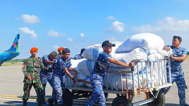 Danantara dan BP BUMN memberikan bantuan sebesar Rp 72 miliar untuk pemulihan pascabencana di Aceh, Sumatera Utara, dan Sumatera Barat. (Dok Danantara)