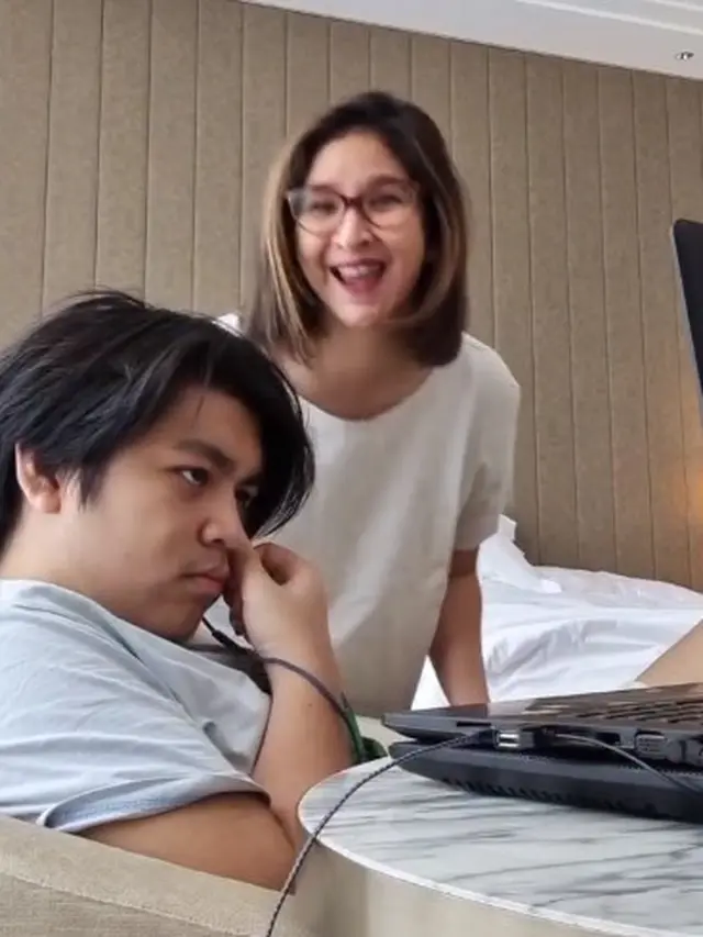 Jeremy Cornelius atau Jeremy Rajasa, putra dari aktris Novita Angie dan Sapto Haryo Rajasa. (Instagram @novitaangie)