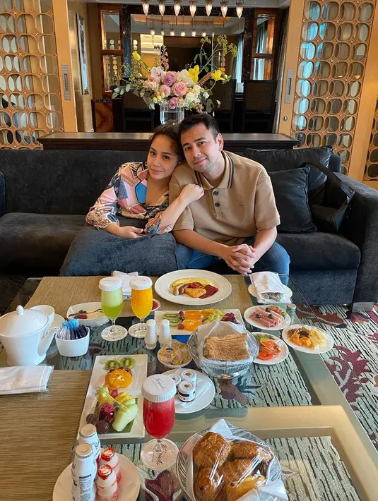 Raffi Ahmad dan Nagita Slavina (Instagram/raffinagita1717)