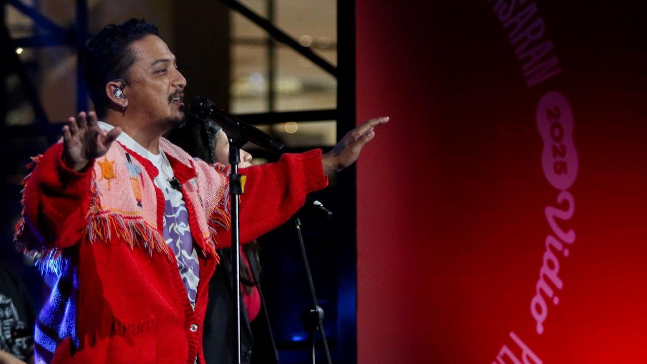 Penampilan Sal Priadi dan Bernadya di Video Penasaran 2025