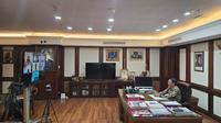Menteri Hukum, Supratman Andi Agtas, lakukan&nbsp;pertemuan dengan seluruh duta besar dan perwakilan Republik Indonesia di luar negeri secara daring, Selasa (14/10/2025).